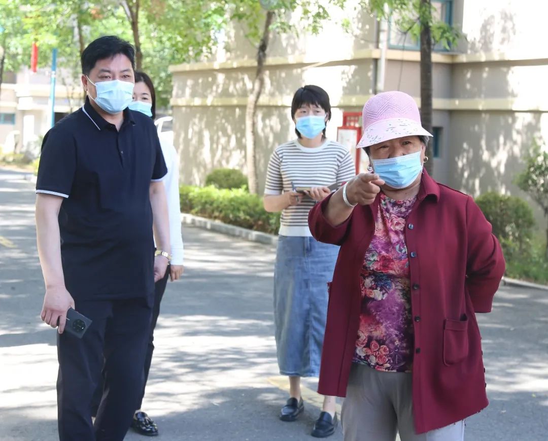 作风能力提升年 | 城阳街道后田社区“现场办公” 知民情 解民忧 聚民心