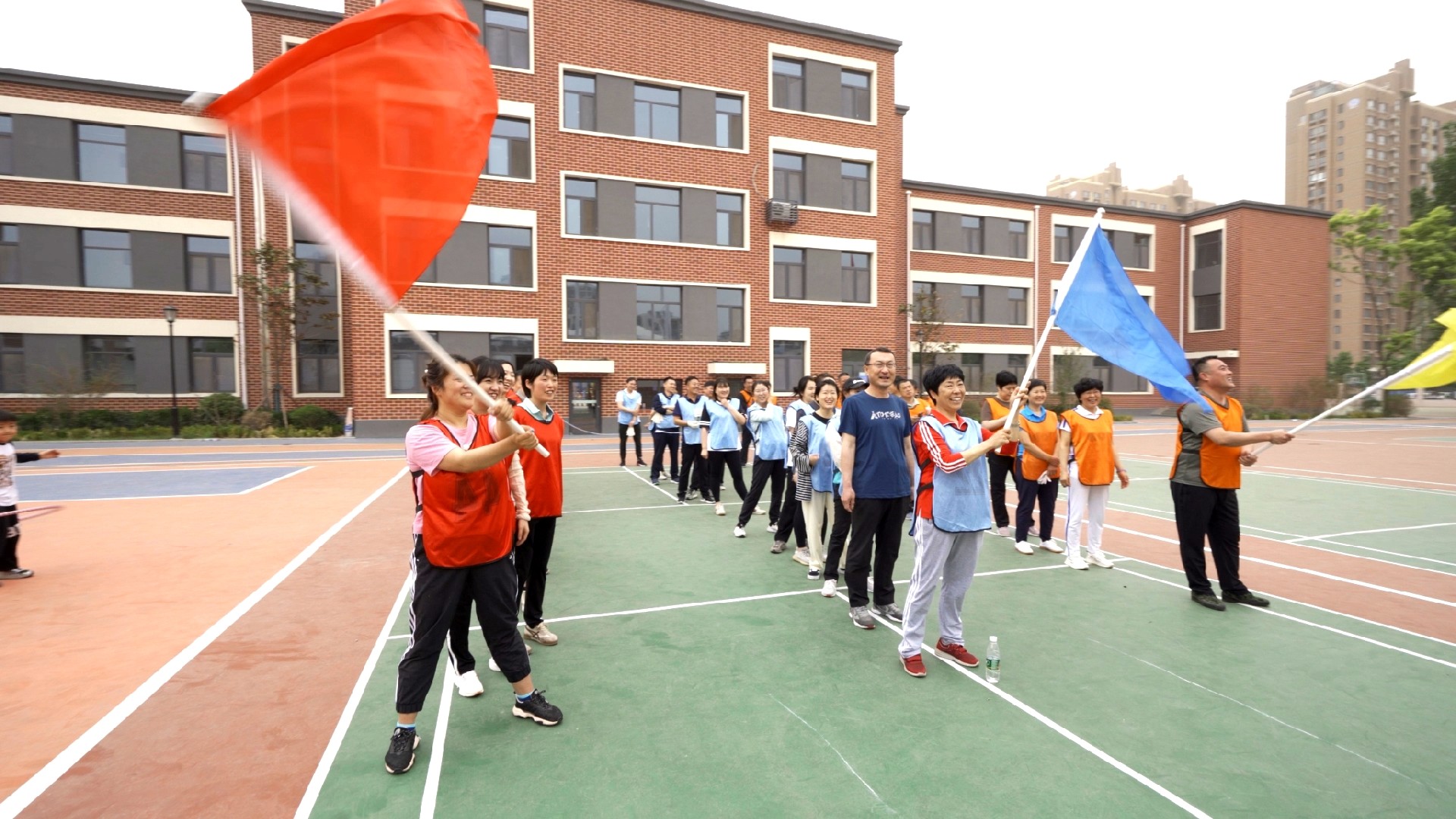凝心聚力心向党 乐享运动强体魄｜城阳街道后田社区党群趣味运动会