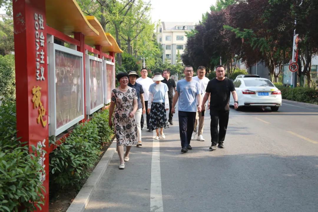 城阳街道后田社区“现场办公”知民情 解民忧 聚民心